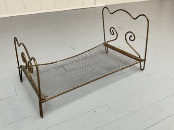 099 Antique Brass Wire Doll Toy Bed