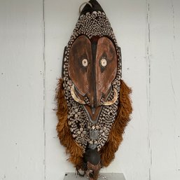 #24RA  Vintage Middle Sepik, Papua New Guinea Kanganaman Mask, Wall Hanging