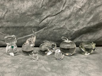 007 Lot Of Seven Clear Glass Animals And Fruit Decorative Hand Blown Paperweights