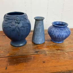 #132RB Lot Of 3 Vintage Matt Mottled Blue, Cobalt Blue, McCoy  Art Pottery Vases