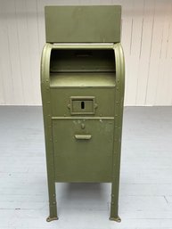 68A Vintage LIFE SIZED BIG LARGE REAL US Postal Outgoing Metal Mailbox