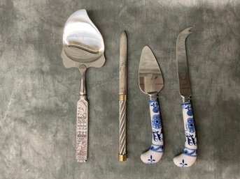 087 Lot Of Four Vintage Stainless Silver And Blue Danube Onion Pattern Kitchen Utensils