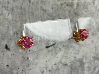 017 Vintage 14k Gold Pink Sapphire Small Stud Earrings
