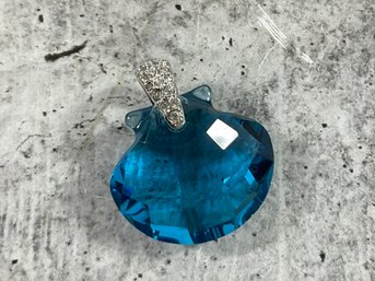 031 Vintage Swarovski Crystal Blue Seashell Rhinestone Necklace Pendant