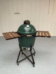 197 Big Green Egg Ceramic Grill/Barbeque