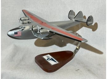 (QA23) Pan Am Airlines Model Plane NC18605