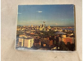 (QA34) Vintage 1979 Seattle Skyline Jigsaw Puzzle