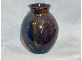 (MC91) NW Studio Pottery Signed Elaine Blue/ Rust Vase 10'