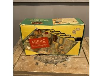 Vintage Mirro Cooky And Pastry Press In Box (shipping)