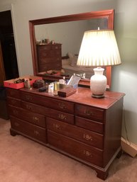 Dresser With Mirror