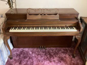 Shoninger Piano