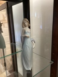 Lladro Ingenue