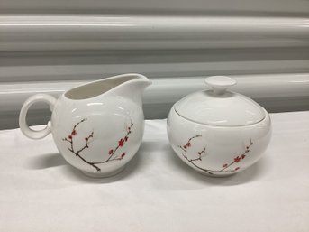 Pretty Japanese Cherry Blossom Creamer Set