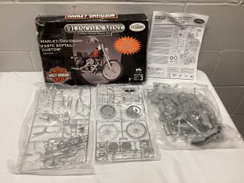 Harley Davidson Softail Custom Model Kit