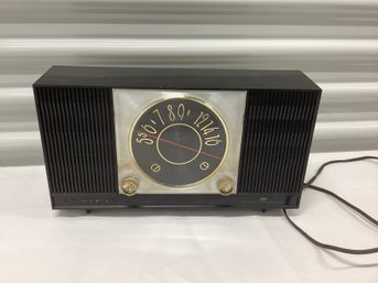 Admiral Dual Speaker Radio