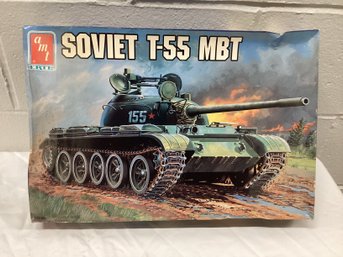 1991 Amt Ertl Soviet T-55 Tank Model