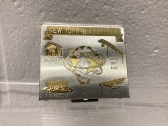 New York Worlds Fair Compact