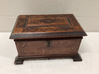 Inlaid Wood Box With Green Velvet Lining