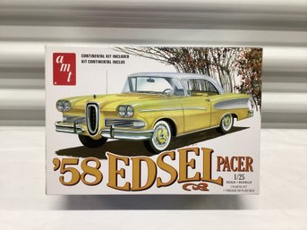 AMT 1958 Edsel Pacer Model Kit