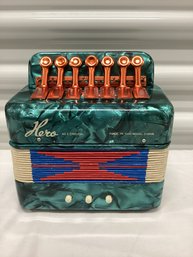 Vintage Hero Accordian