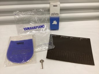 Yamaha Piano Kit - Dusting Cloth, Unicon Polish