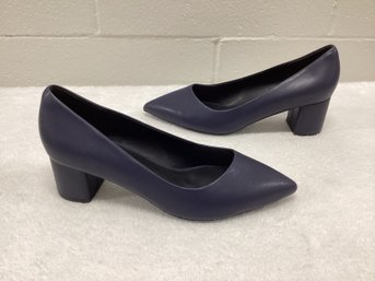 Gen Shuo Navy Blue Chunky Heel Pumps