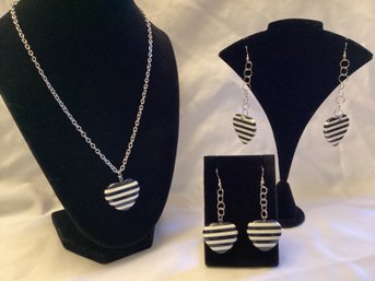 Black & White Stripe Heart Fashion Jewelry