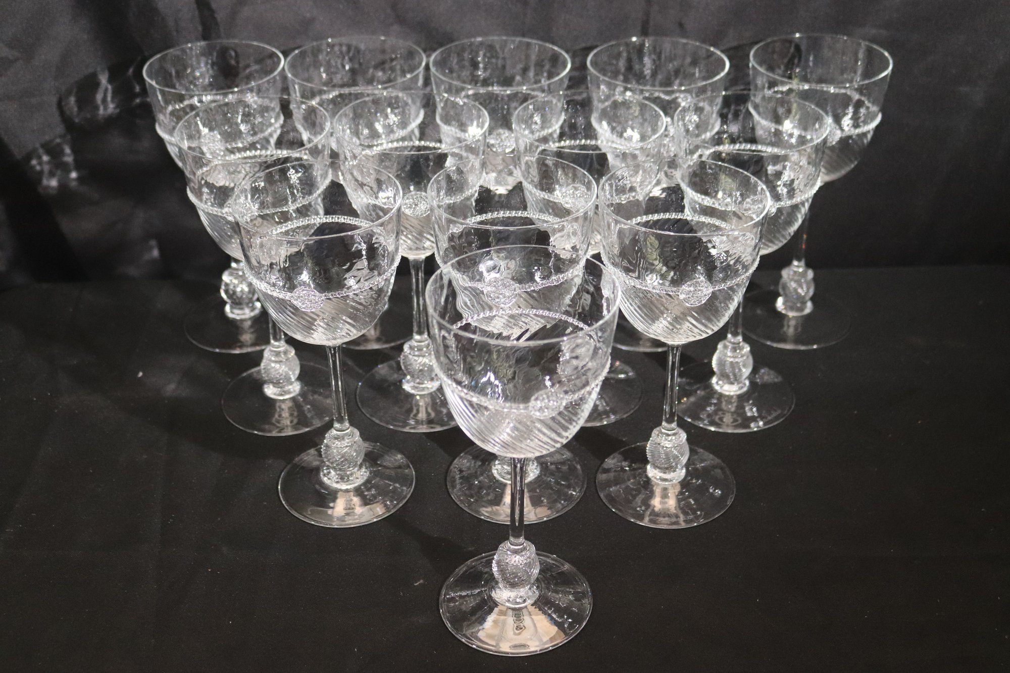 Set Of 13 Beautiful Juliska Graham Red Wine Glasses 8 T 45408