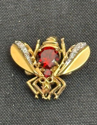 10k YG Garnet And Diamond Flying Bee Brooch Pin