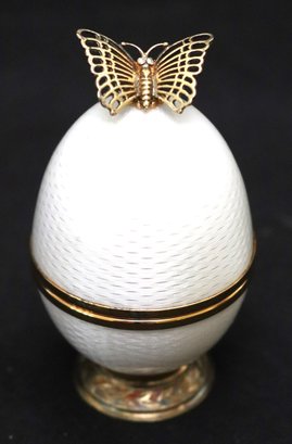 Sarah Faberge Limited Edition Egg # 21 In White Enamel With Butterfly, Porcelain Roses & Ladybug Inside