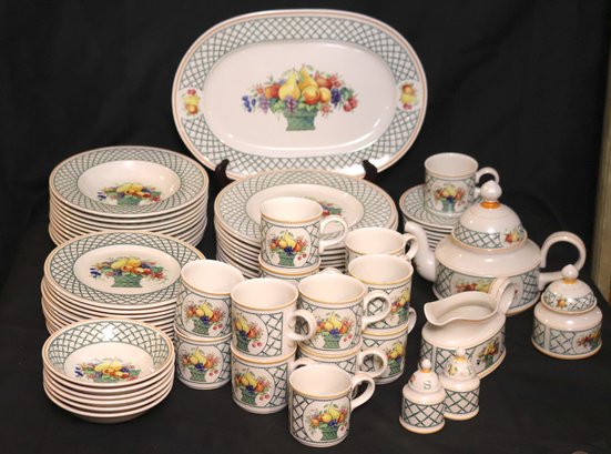 A Large Set Of Villeroy And Boch Basket Pattern Dinnerware Service