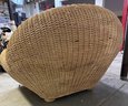 OVERSIZED AND COMFORTABLE WICKER CHAIR WITH SLEEK MODERN APPEAL