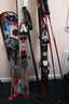 Two Pairs Of Skis With L K2 Apache Outlaw 167 Cm & Atomic 152 Cm With Poles & Bindings & Freeride -110 Sn