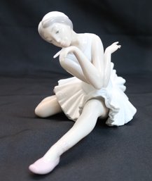 Lladro Porcelain Ballerina In Glazed Finish