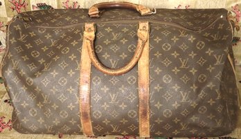 Vintage Louis Vuitton Travel Bag Thats Seen A Lot Of Travel!