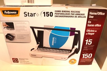 Fellowes Star 150 Comb Binding Machine Includes Fellowes Plastic Combs With Oval Back