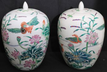 Pair Of Beautiful Hand Painted Chinese Urns With Lids And Hallmark