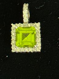 18K WHITE GOLD GREEN TOPAZ PENDANT (ONLY) SURROUNDED BY DIAMOND ACCENTS