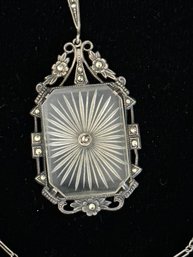 STERLING SILVER 16' EDWARDIAN LAVALIER STYLE NECKLACE AND PENDANT WITH VINTAGE GLASS AND RHINESTONE ACCENTS
