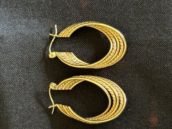 14K YG PAIR OF STIRRUP STYLE EARRINGS