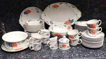 A Vintage Set Of Villeroy And Boch Amapola Dinnerware- No Dinner Plates