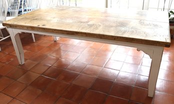 Rustic Country Farm Style Wood Dining Table With Natural Look