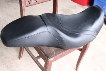 Harley Davidson Motorcycle Seat Model Number Rdw-92/61-0067, Like New