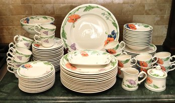 Villeroy And Boch Amapola Dinnerware Service Consisting Of Service For 12 And More.