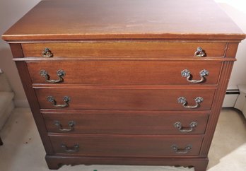 Georgetown Galleries Solid Mahogany Chippendale Style Dresser.