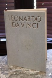 Vintage Leonardo Davinci Hardcover Book Printed In Italy Copyright Istituto Geografico De Agostini SPA1956
