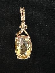 10K YG BEAUTIFUL MULTIFACETED LARGE CITRINE PENDANT