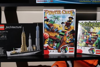 Lego Sets Include A New Lego Architecture NY City 598 Pc Set, Pirate Code 3840 & Magikus 3836 Pre-Owned