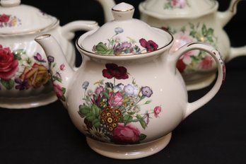 Five Teapots Including Ones Made In England And 2 Small Chintz Bowls