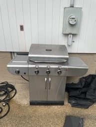 Char-Broil Infrared Propane BBQ With Cover